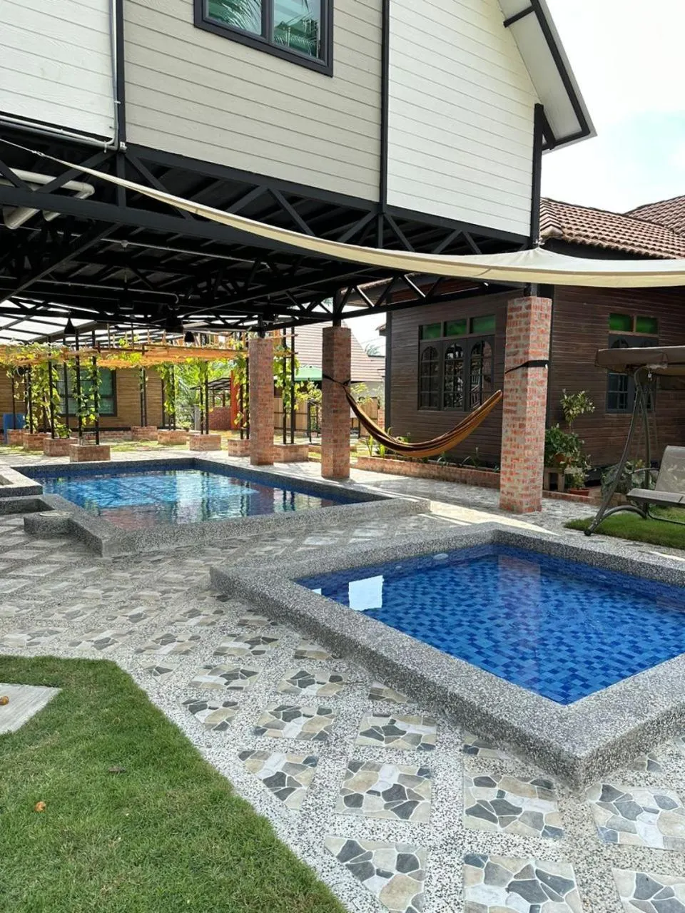 Adults' and kids' swimming pools
