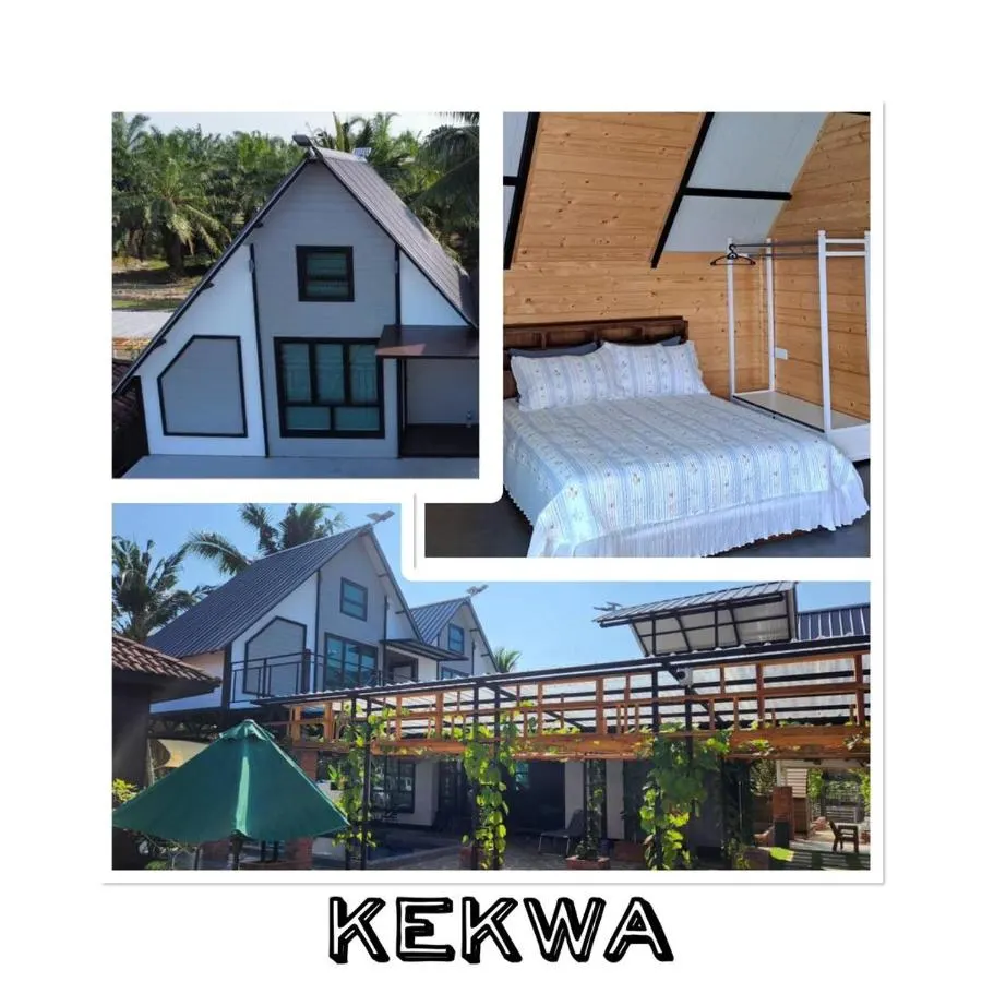 Kekwa at Abah Don Cottage, Sungai Pelek: bedroom and exterior photos
